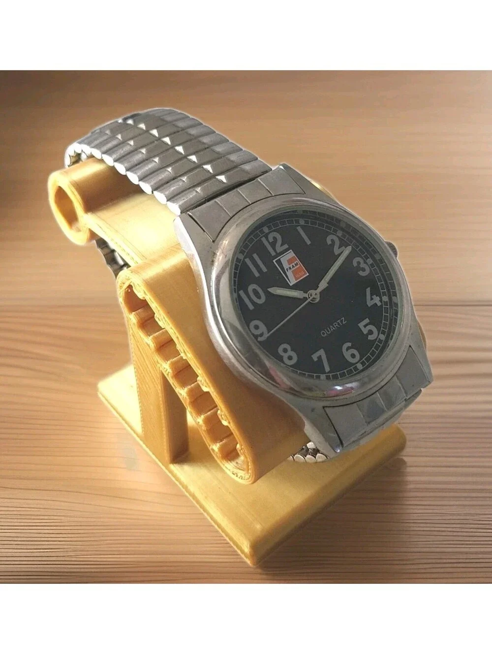 Men's Quartz Watch Working New Battery Automobilia 37mm Fran Filters Stretch